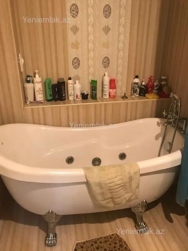 Satılır 4 otaqlı yeni tikili 126 m²