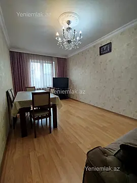 Satılır 4 otaqlı köhnə tikili 110 m²