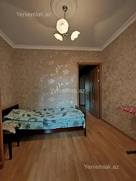 Satılır 4 otaqlı köhnə tikili 110 m²