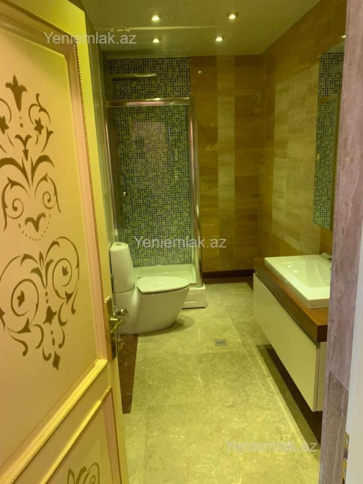 Satılır 4 otaqlı yeni tikili 212 m²