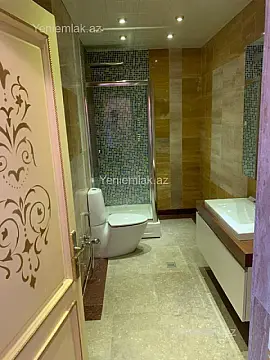 Satılır 4 otaqlı yeni tikili 212 m²