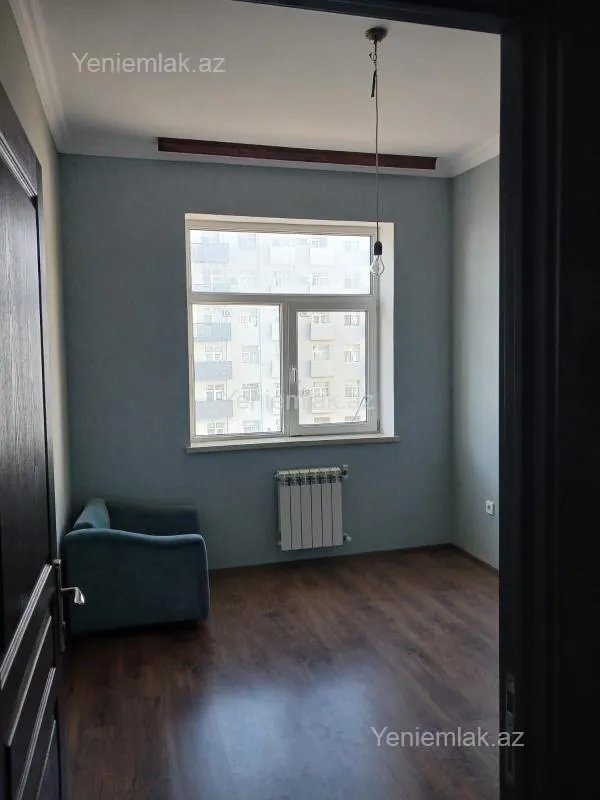 Satılır 3 otaqlı yeni tikili 75 m²
