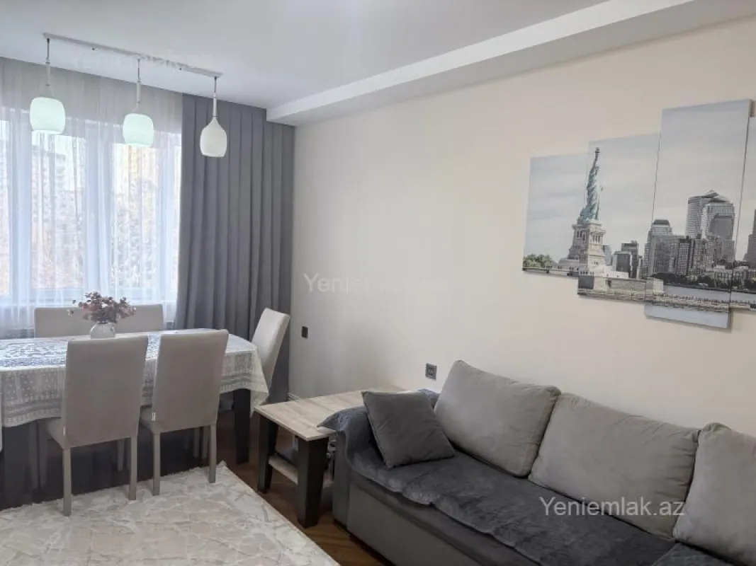 Satılır 3 otaqlı köhnə tikili 80 m²