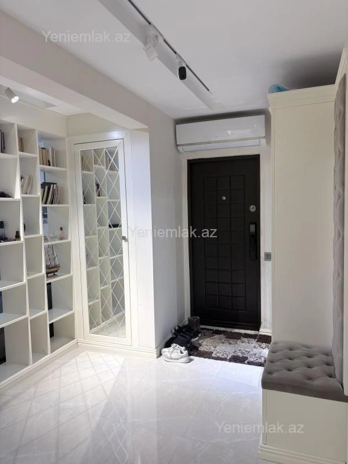 Satılır 3 otaqlı köhnə tikili 80 m²