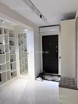 Satılır 3 otaqlı köhnə tikili 80 m²