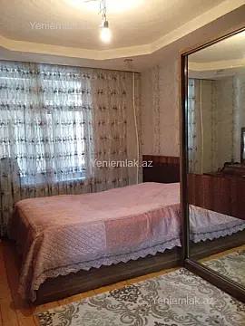 Satılır 3 otaqlı köhnə tikili 52 m²