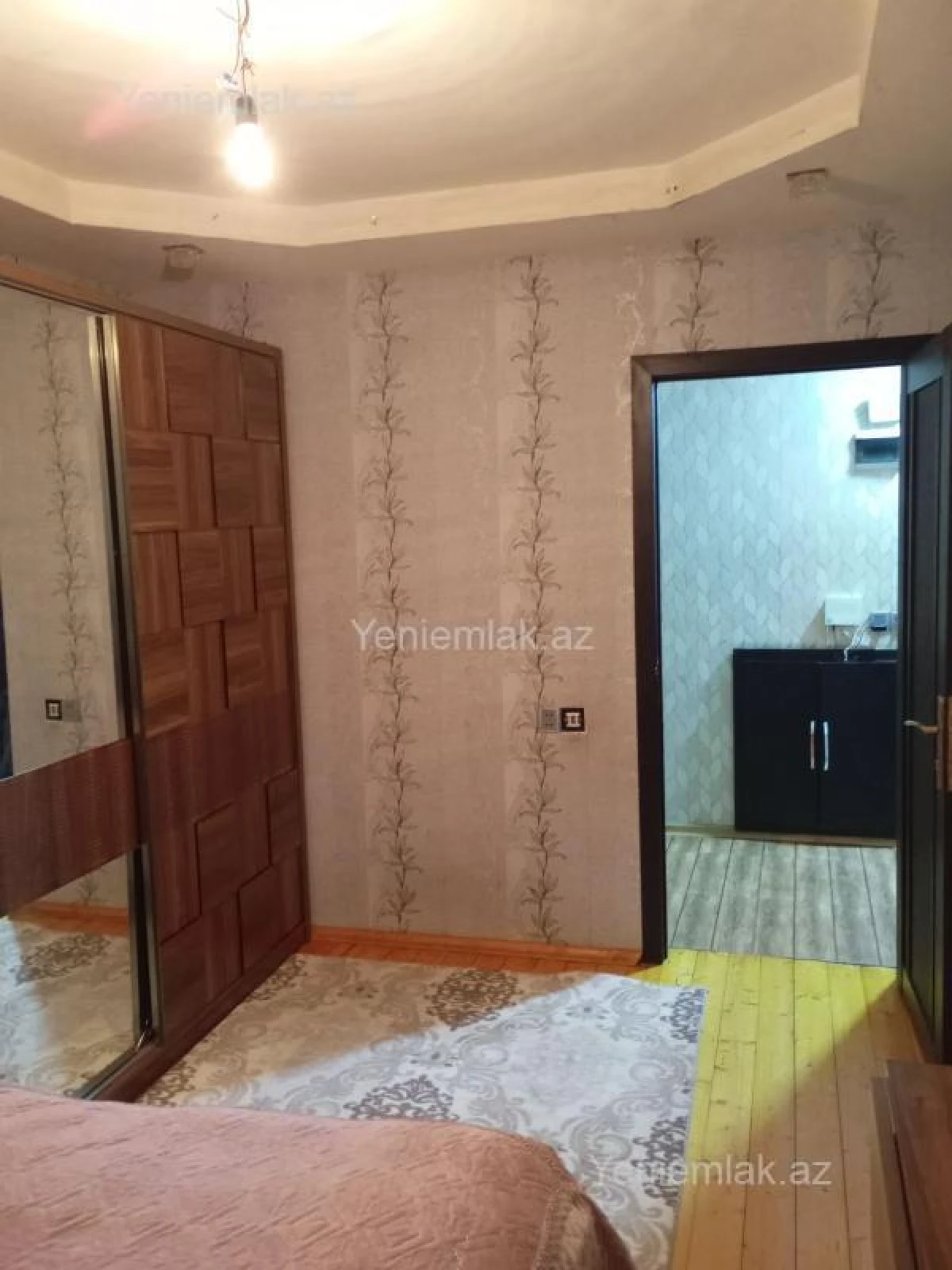 Satılır 3 otaqlı köhnə tikili 52 m²
