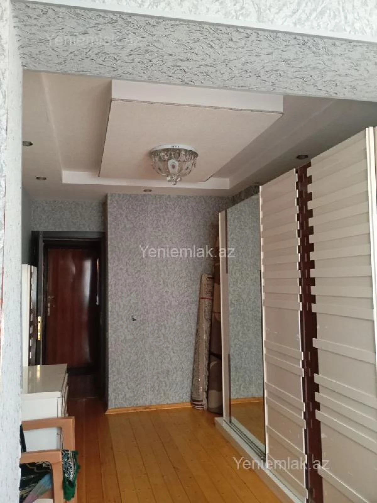 Satılır 3 otaqlı köhnə tikili 52 m²