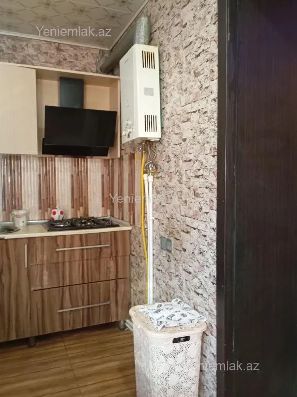 Satılır 3 otaqlı köhnə tikili 52 m²