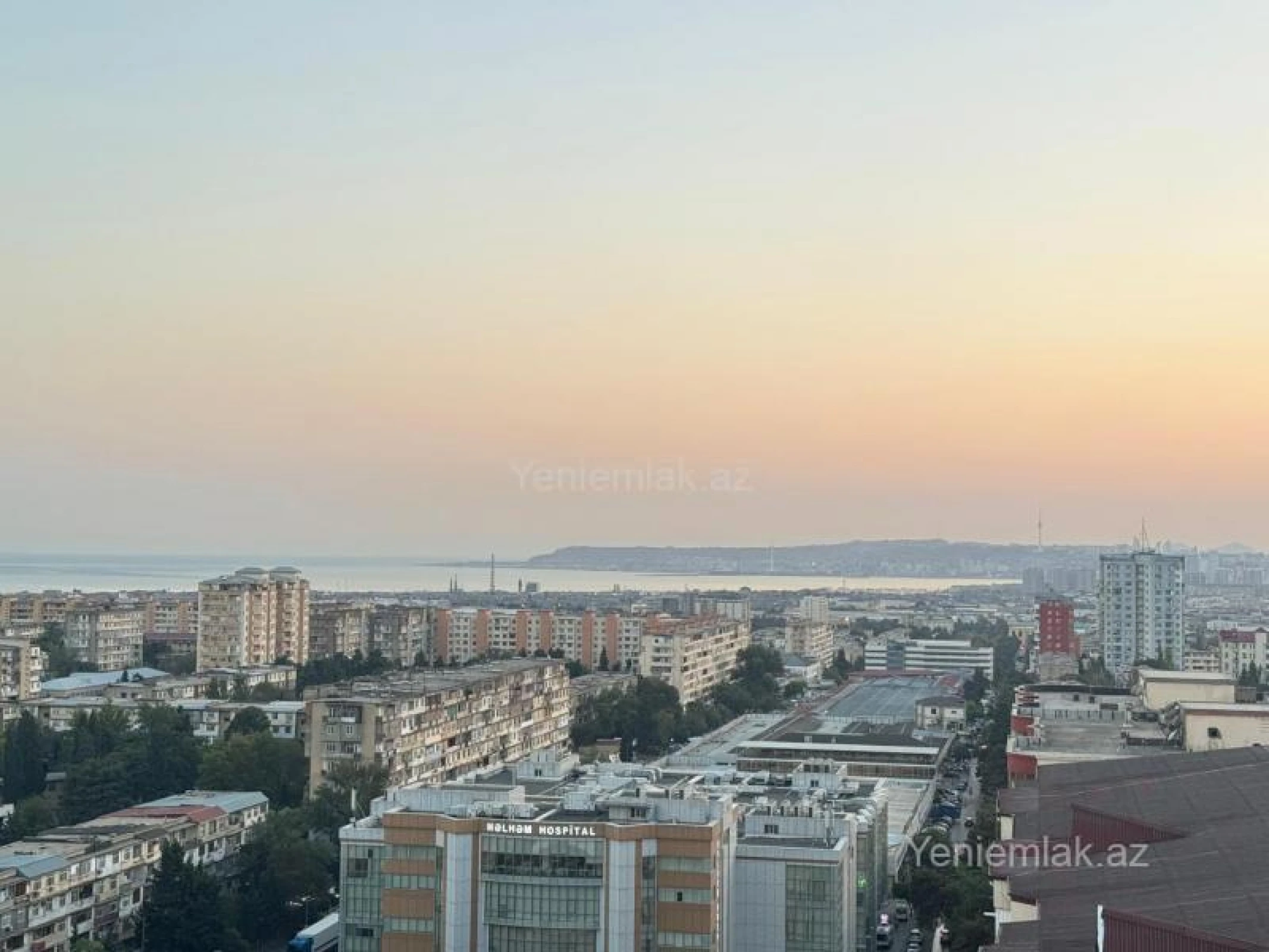 Satılır 3 otaqlı yeni tikili 140 m²