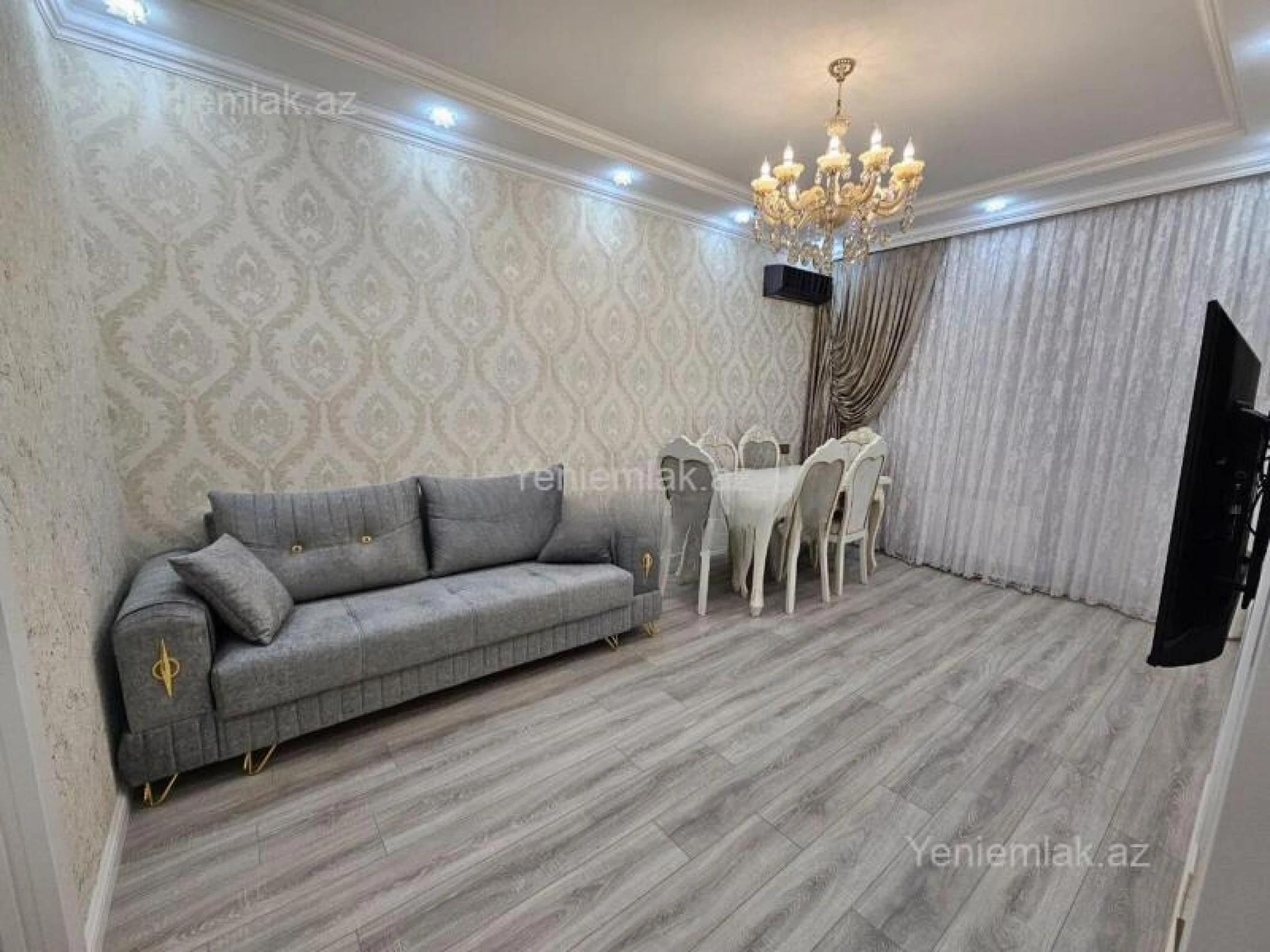 Satılır 2 otaqlı köhnə tikili 55 m²