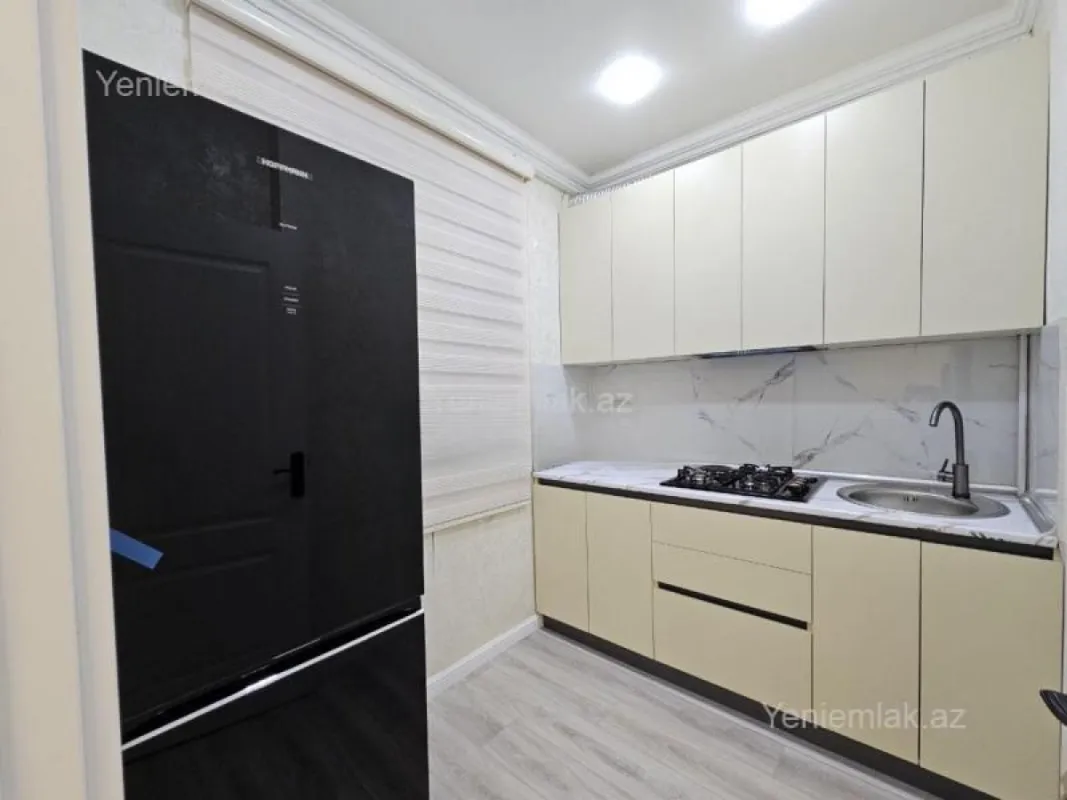 Satılır 2 otaqlı köhnə tikili 55 m²