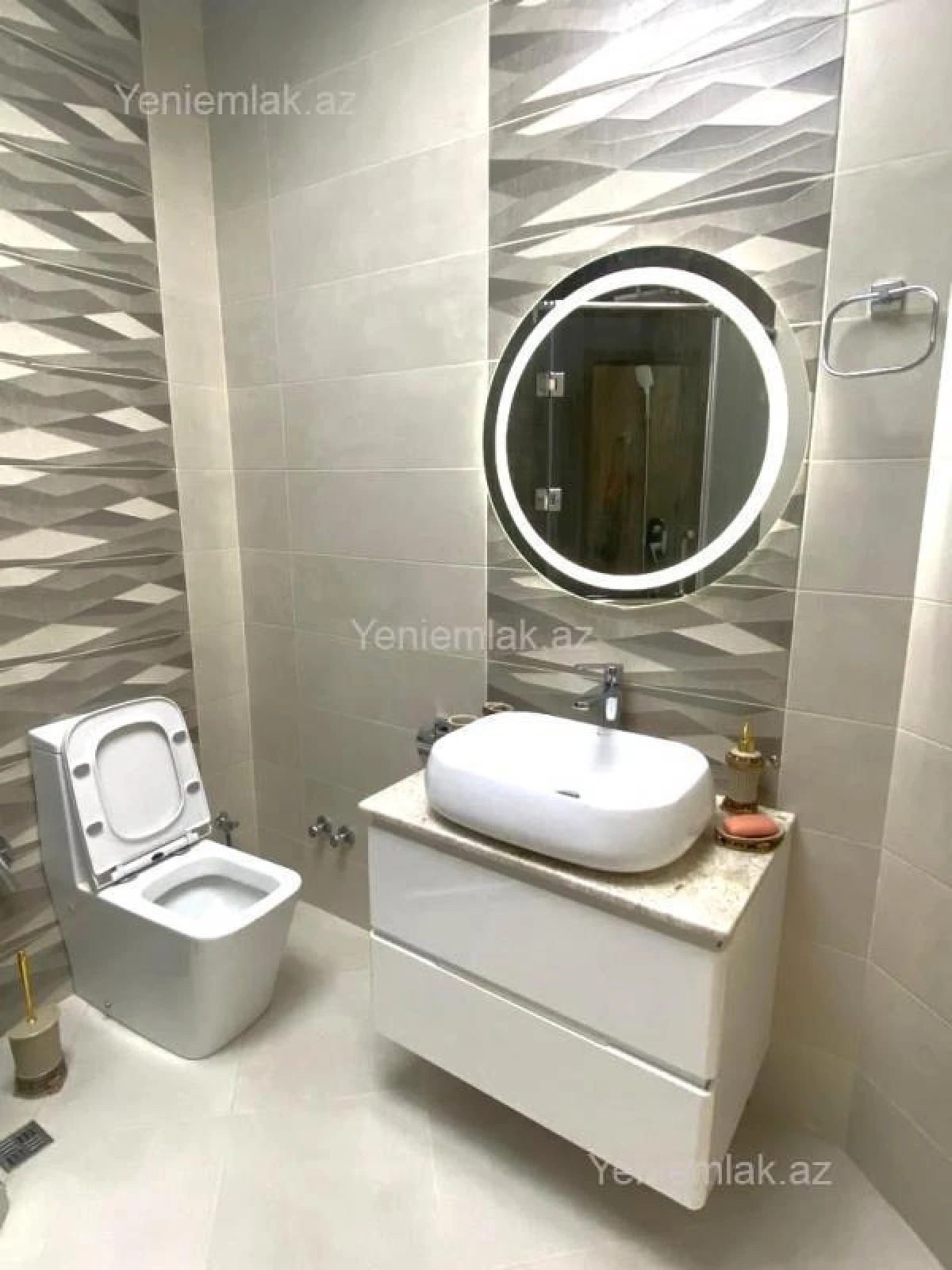 Satılır 2 otaqlı yeni tikili 95 m²