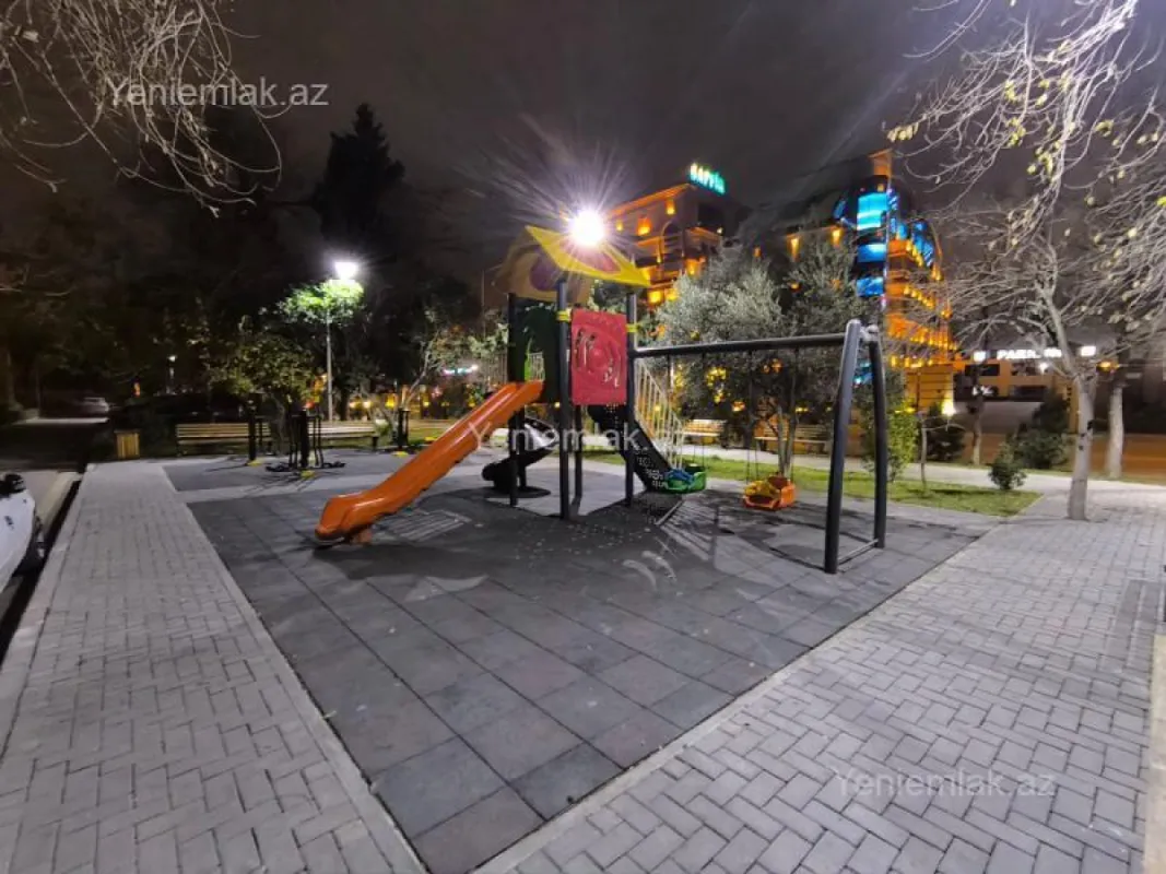 Satılır 3 otaqlı yeni tikili 83 m²