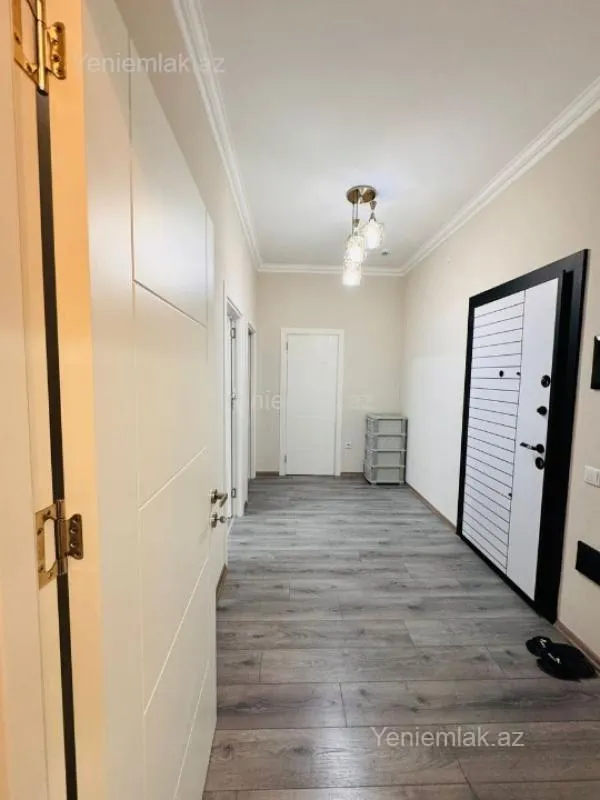 Satılır 3 otaqlı yeni tikili 70 m²