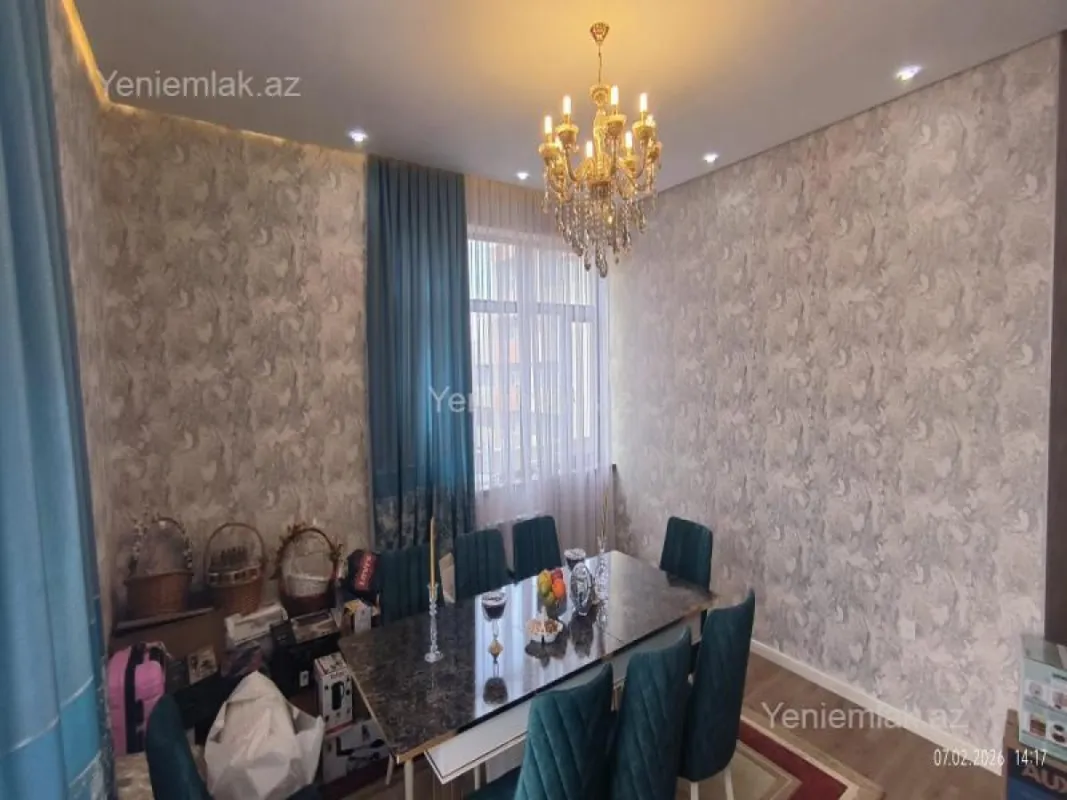 Satılır 3 otaqlı yeni tikili 125 m²