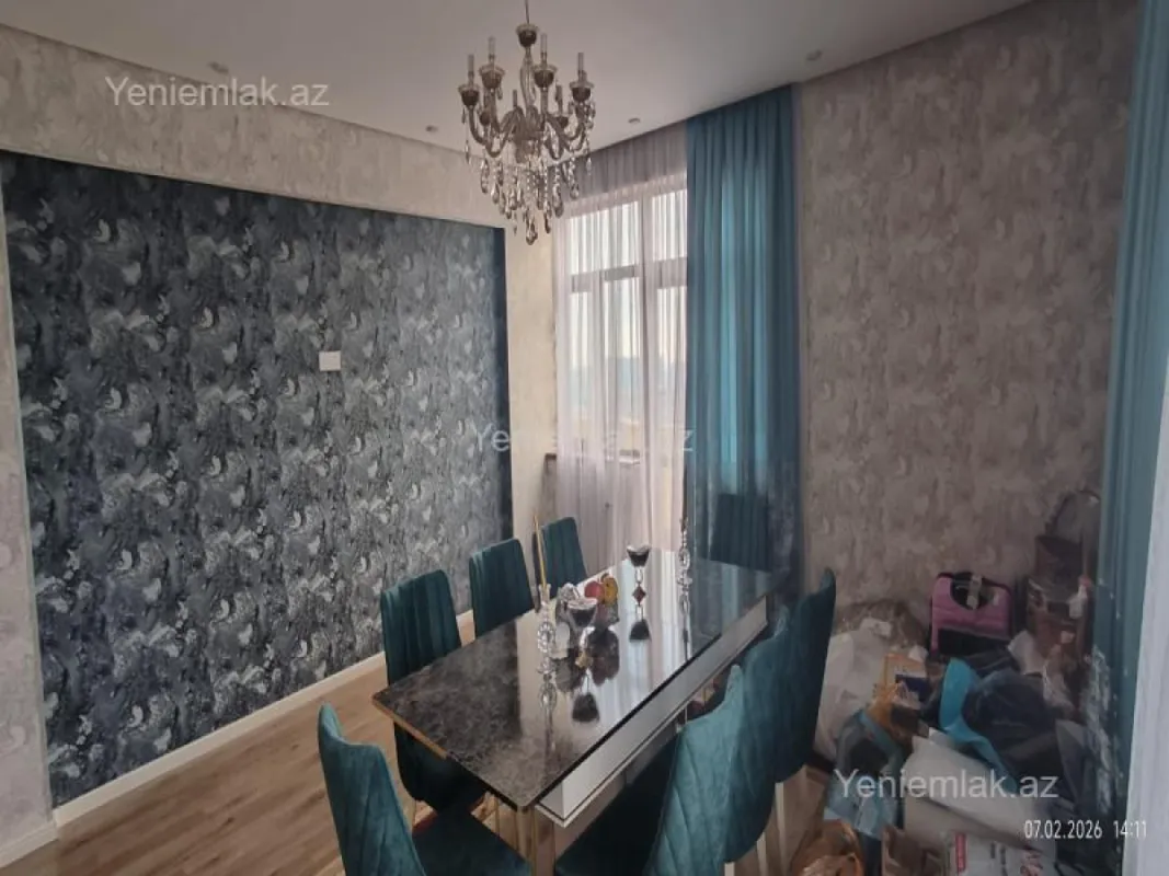 Satılır 3 otaqlı yeni tikili 125 m²