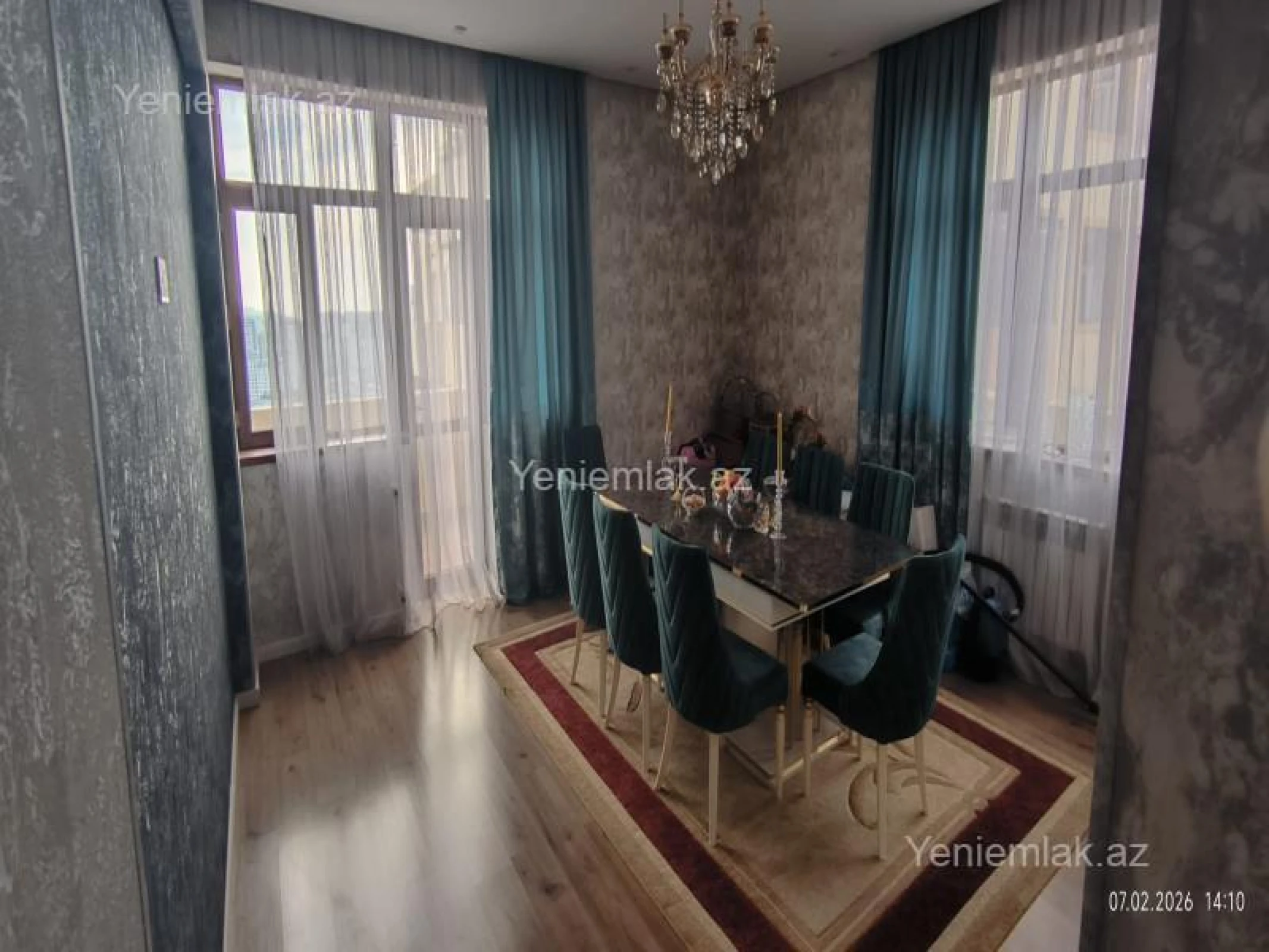 Satılır 3 otaqlı yeni tikili 125 m²