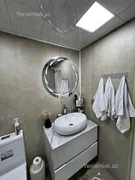 Satılır 3 otaqlı köhnə tikili 80 m²