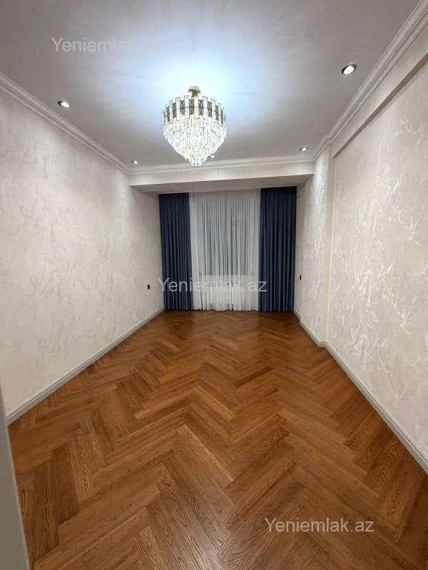 Satılır 3 otaqlı yeni tikili 140 m²
