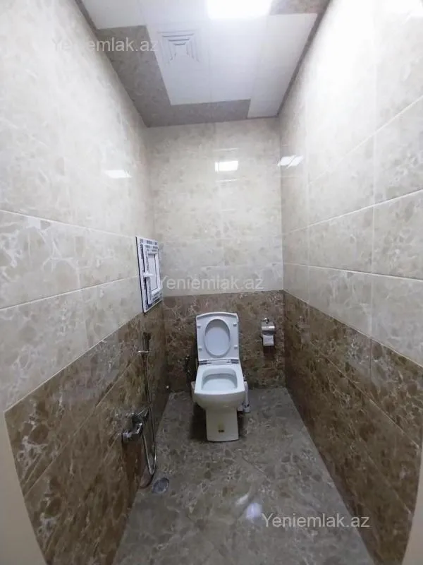 Satılır 3 otaqlı yeni tikili 130 m²