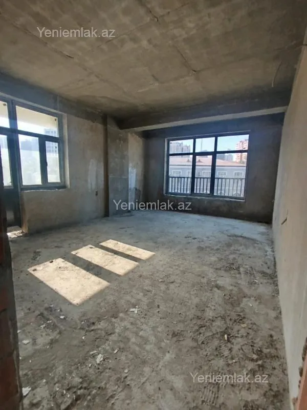 Satılır 3 otaqlı yeni tikili 118 m²