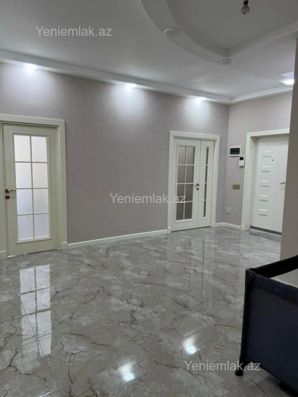 Satılır 4 otaqlı yeni tikili 185 m²