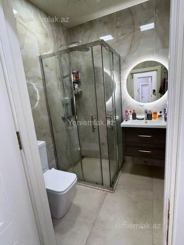 Satılır 4 otaqlı yeni tikili 185 m²