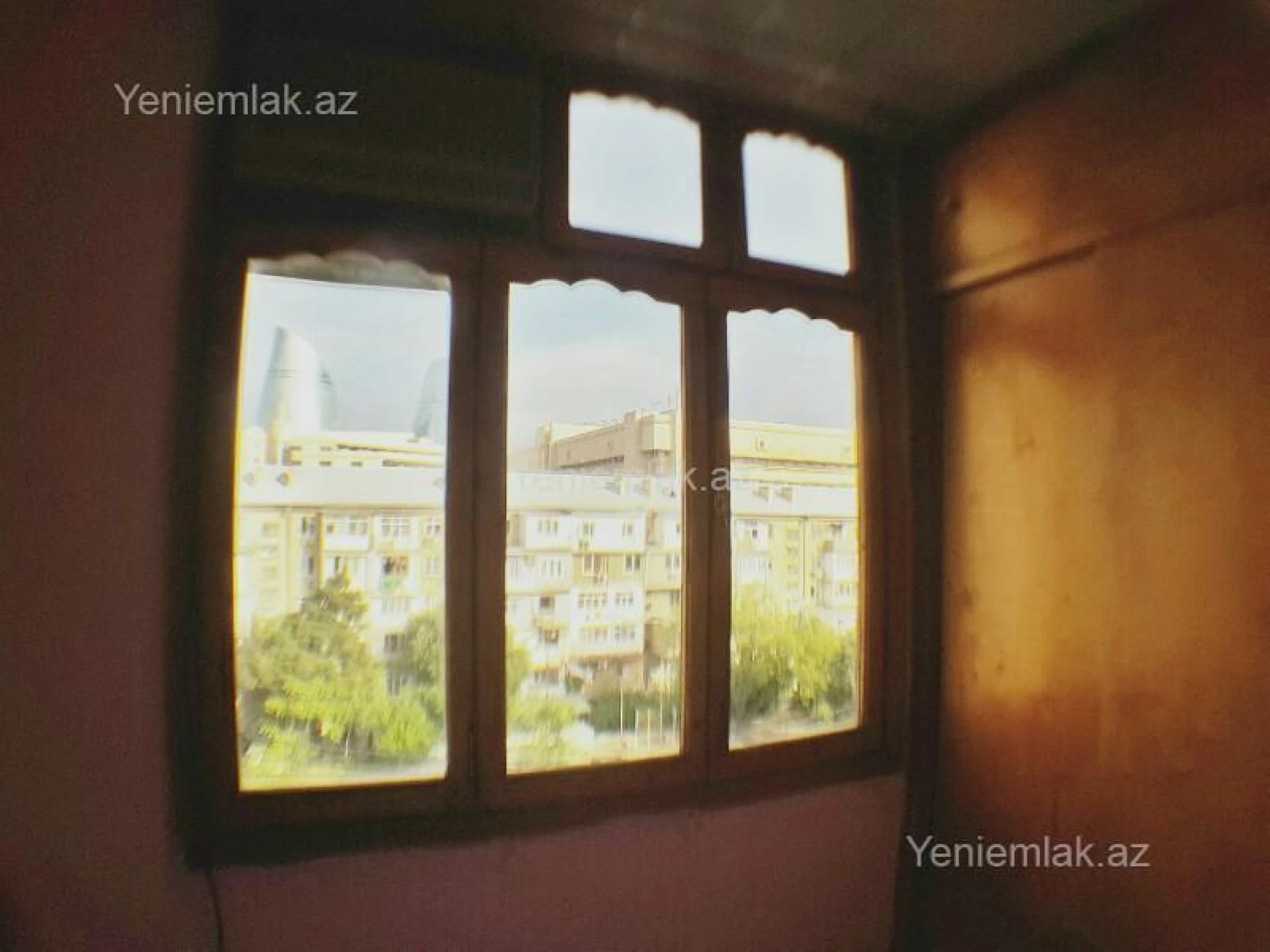 Satılır 2 otaqlı köhnə tikili 50 m²