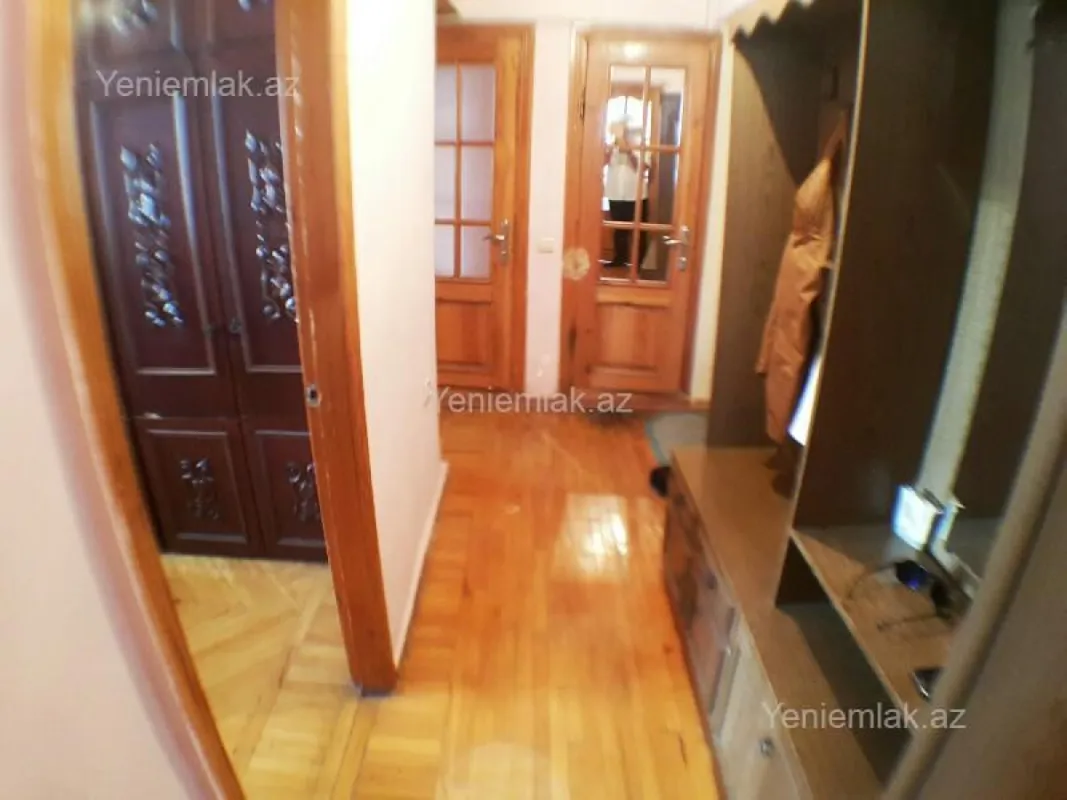 Satılır 2 otaqlı köhnə tikili 50 m²