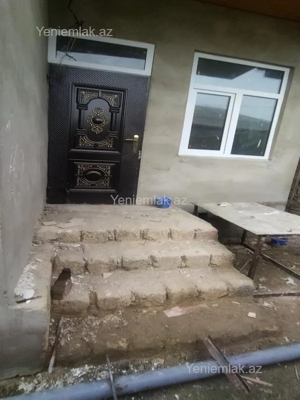 Satılır 3 otaqlı həyət evi 80 m²