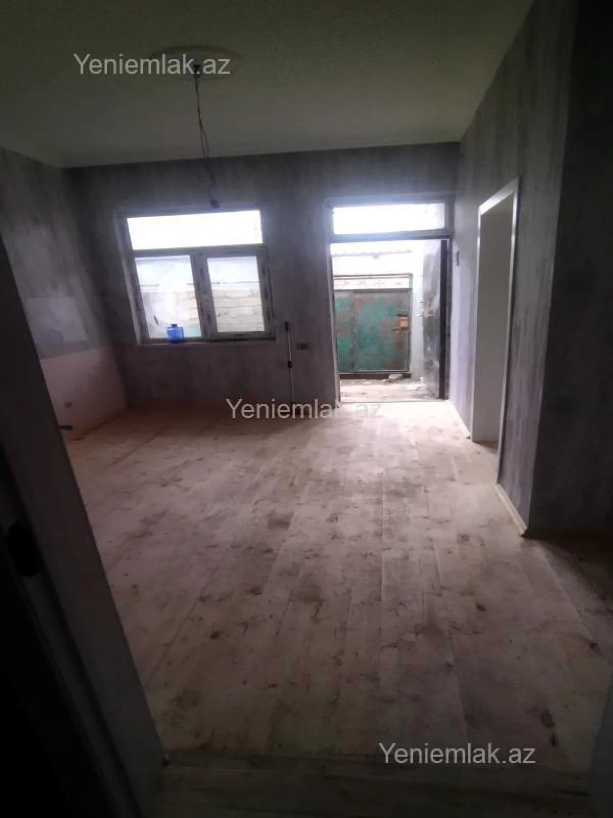 Satılır 3 otaqlı həyət evi 80 m²
