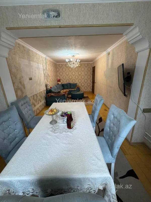 Satılır 4 otaqlı köhnə tikili 96 m²