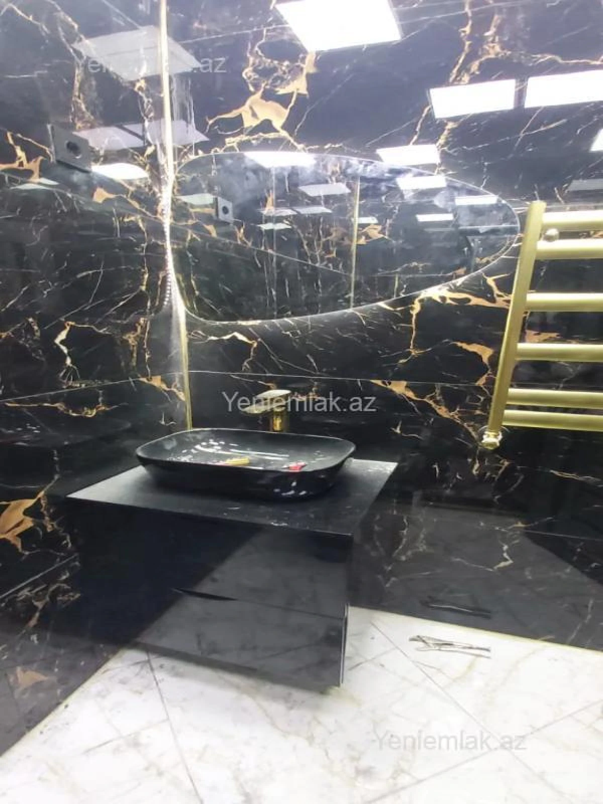 Satılır 2 otaqlı yeni tikili 71 m²