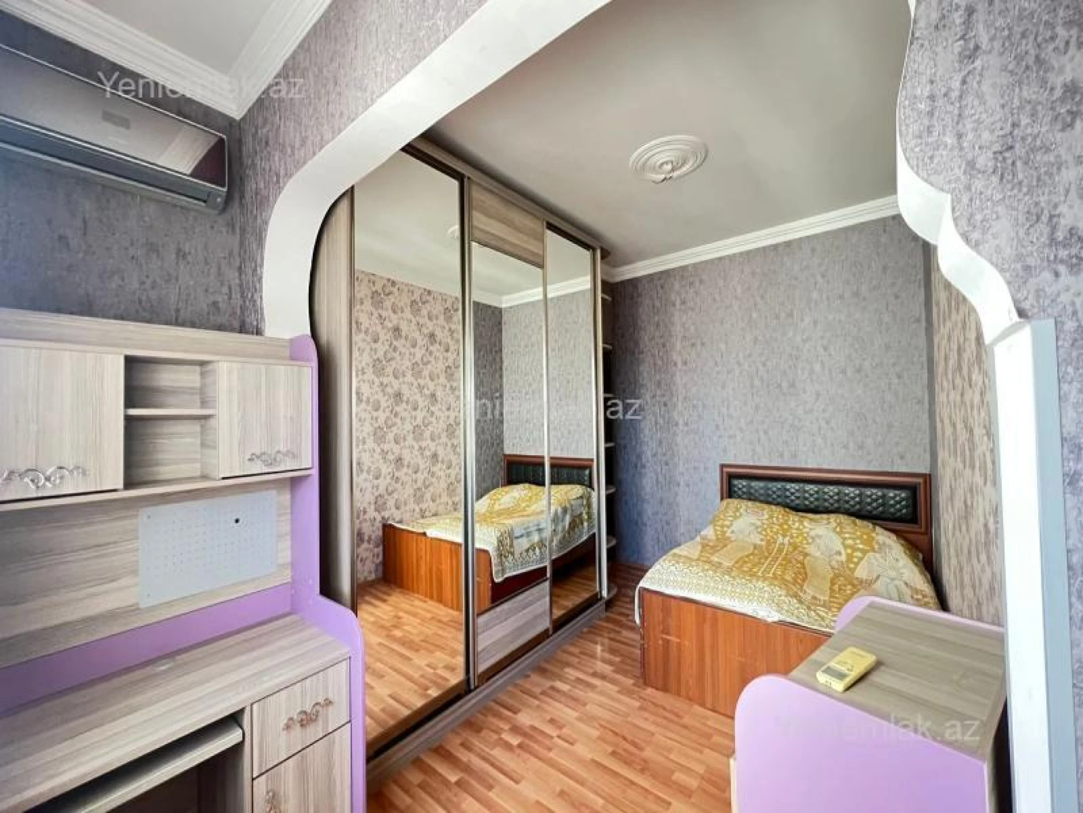 Satılır 3 otaqlı köhnə tikili 82 m²