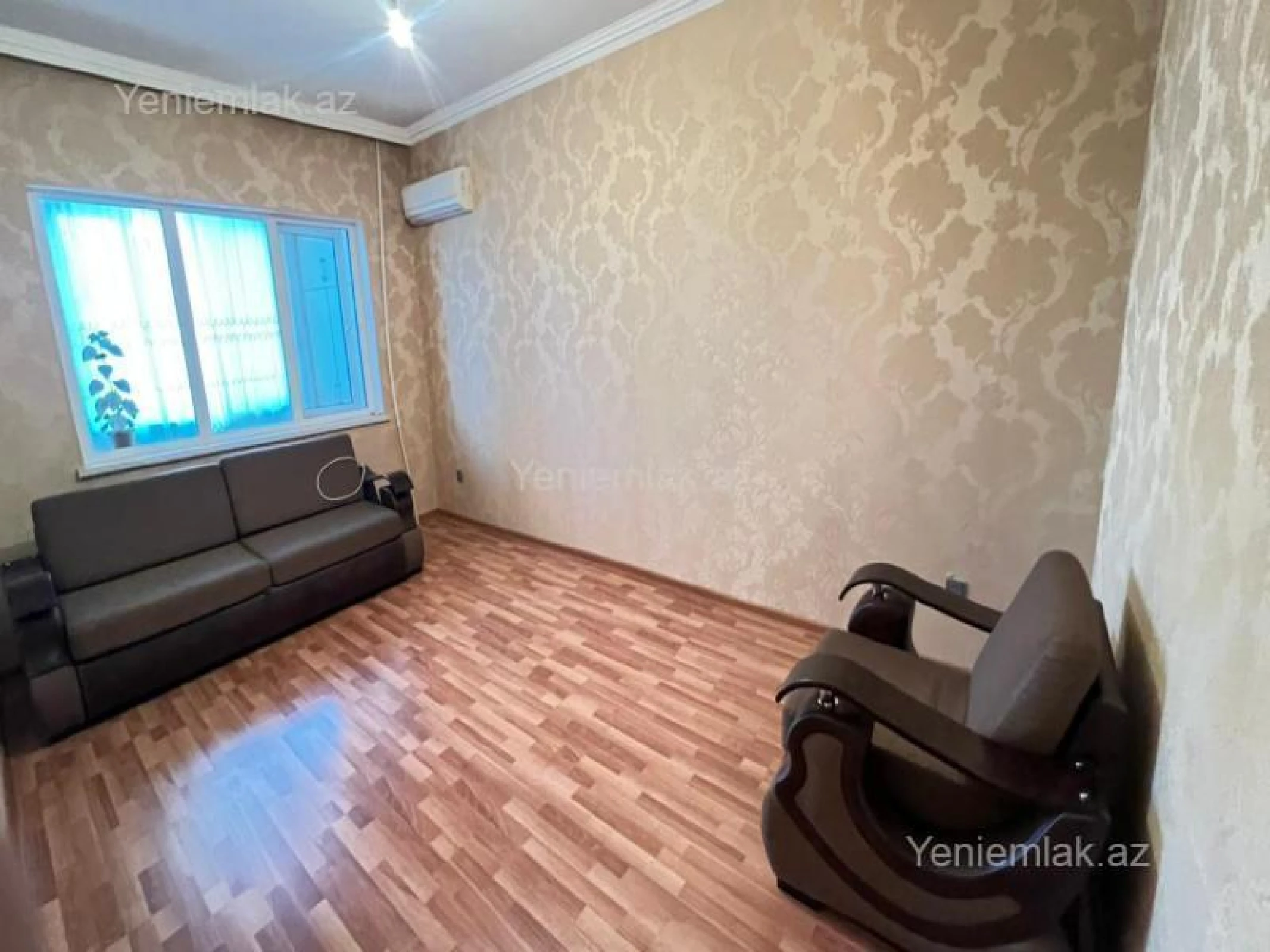 Satılır 3 otaqlı köhnə tikili 82 m²