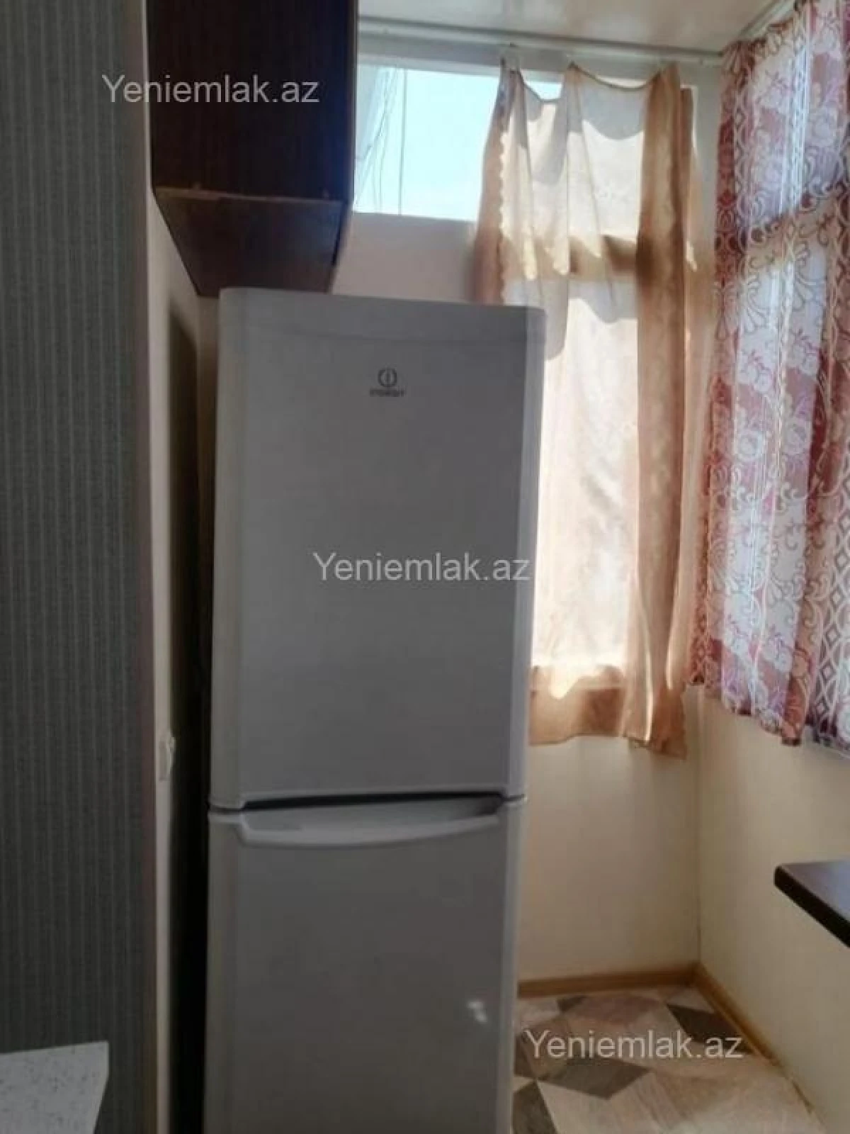 Satılır 3 otaqlı köhnə tikili 55 m²