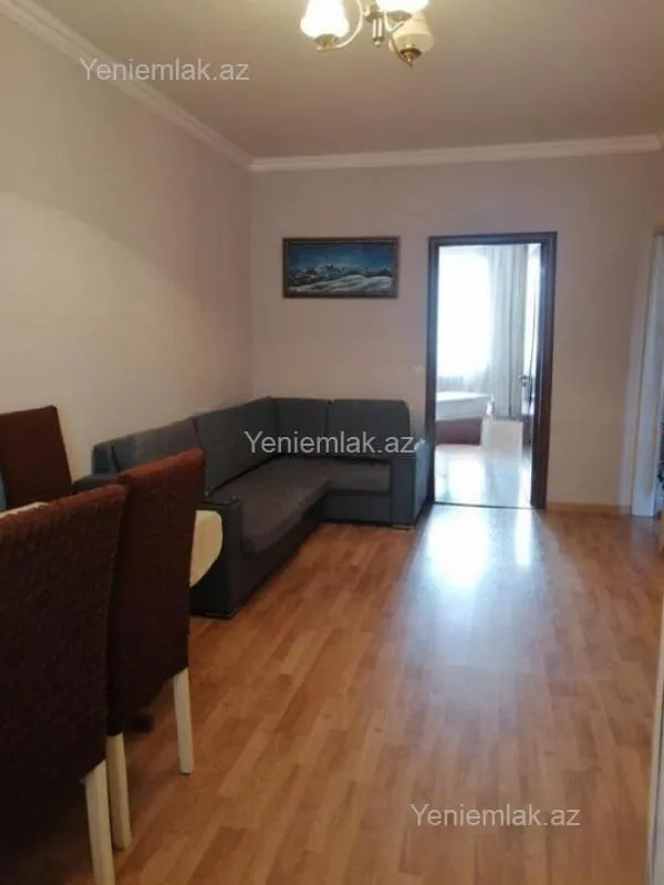 Satılır 3 otaqlı köhnə tikili 55 m²