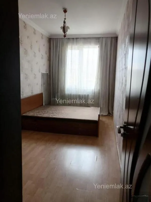 Satılır 3 otaqlı köhnə tikili 55 m²