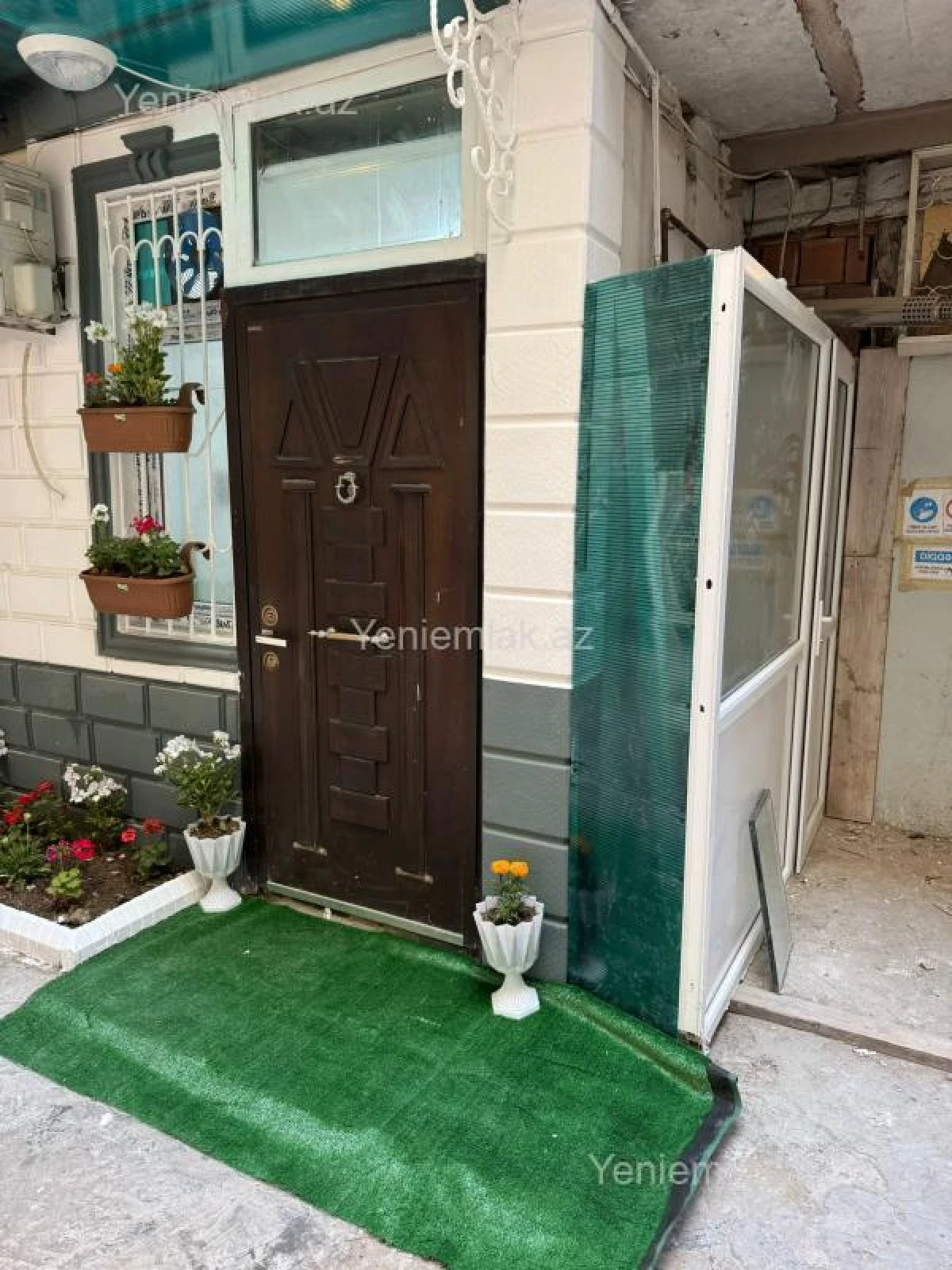 Satılır 1 otaqlı köhnə tikili 28 m²