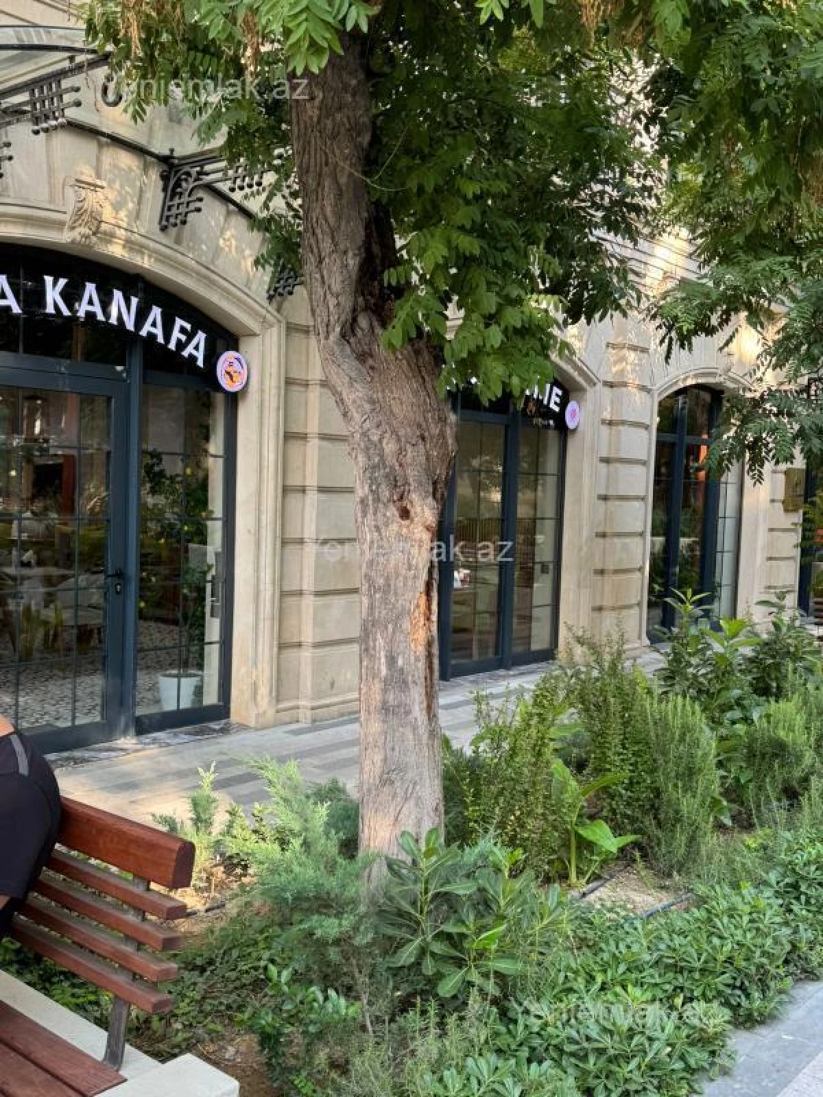 Satılır 1 otaqlı köhnə tikili 28 m²