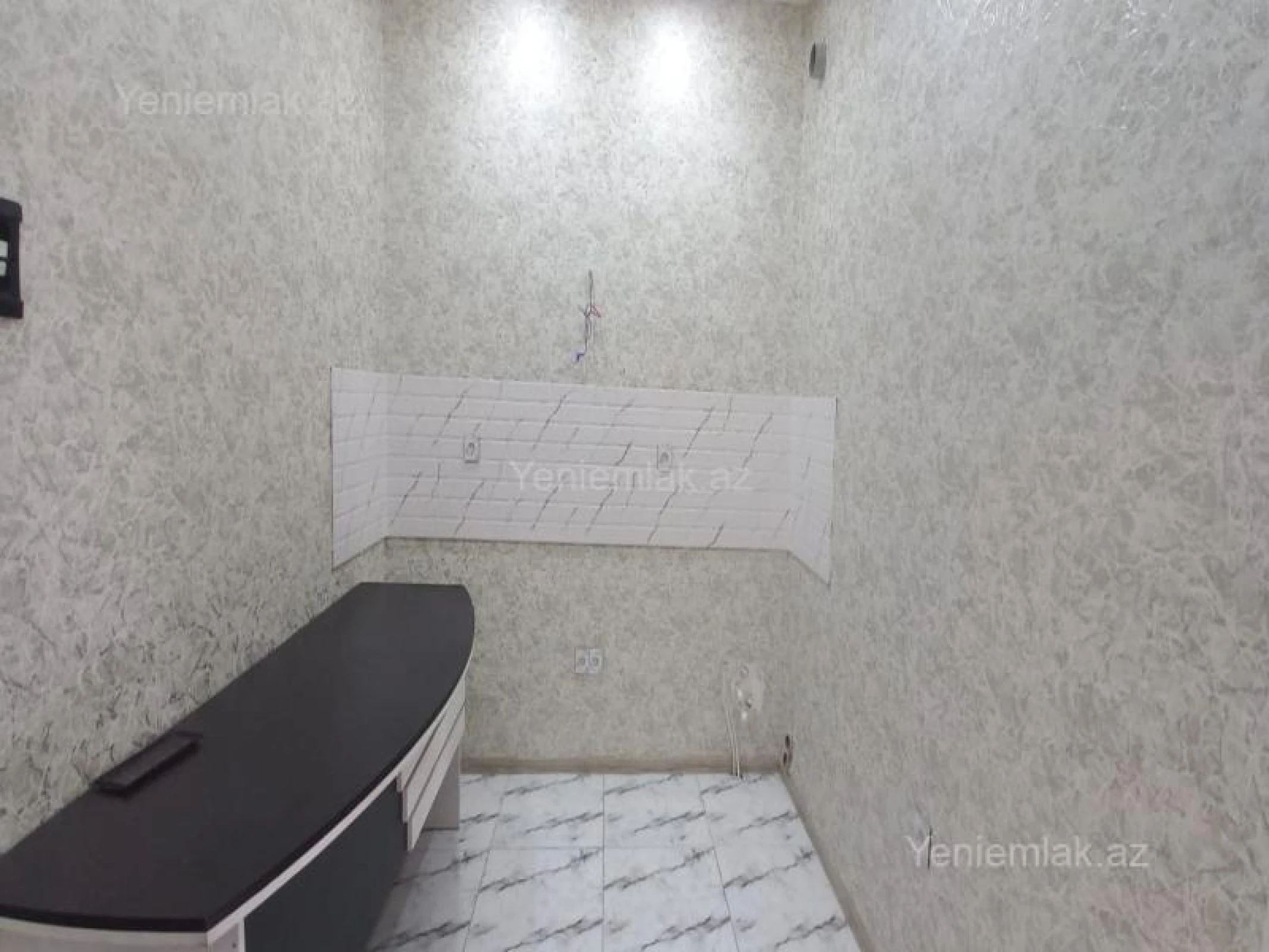 Satılır 3 otaqlı yeni tikili 60 m²