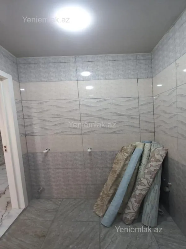 Satılır 3 otaqlı yeni tikili 60 m²