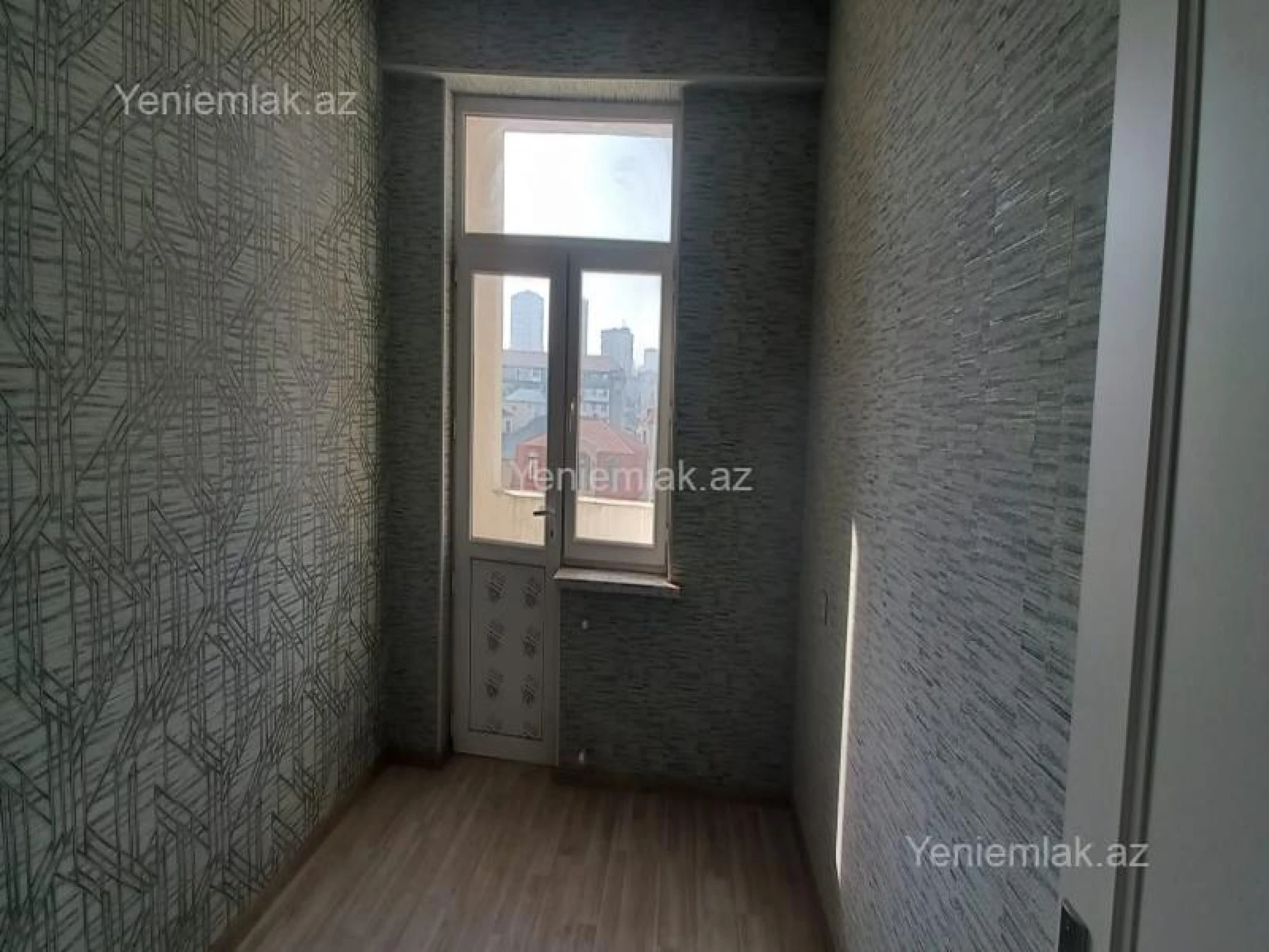 Satılır 3 otaqlı yeni tikili 60 m²