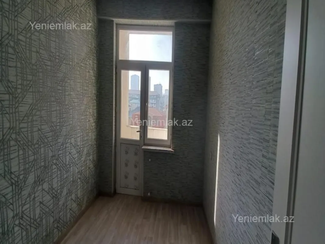 Satılır 3 otaqlı yeni tikili 60 m²