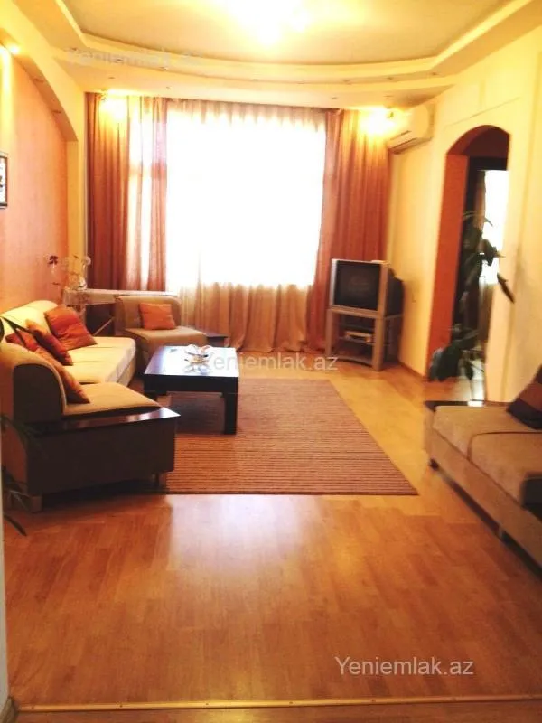 Satılır 3 otaqlı yeni tikili 100 m²