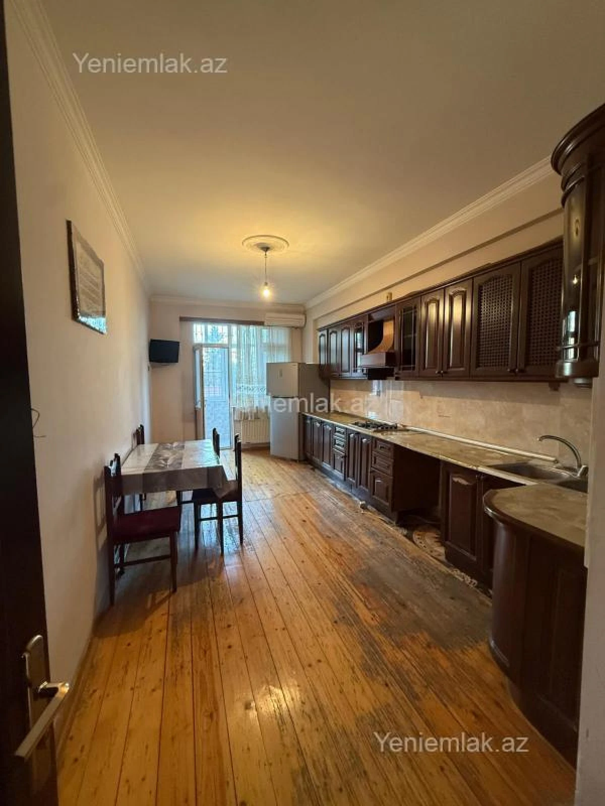 Satılır 3 otaqlı yeni tikili 130 m²