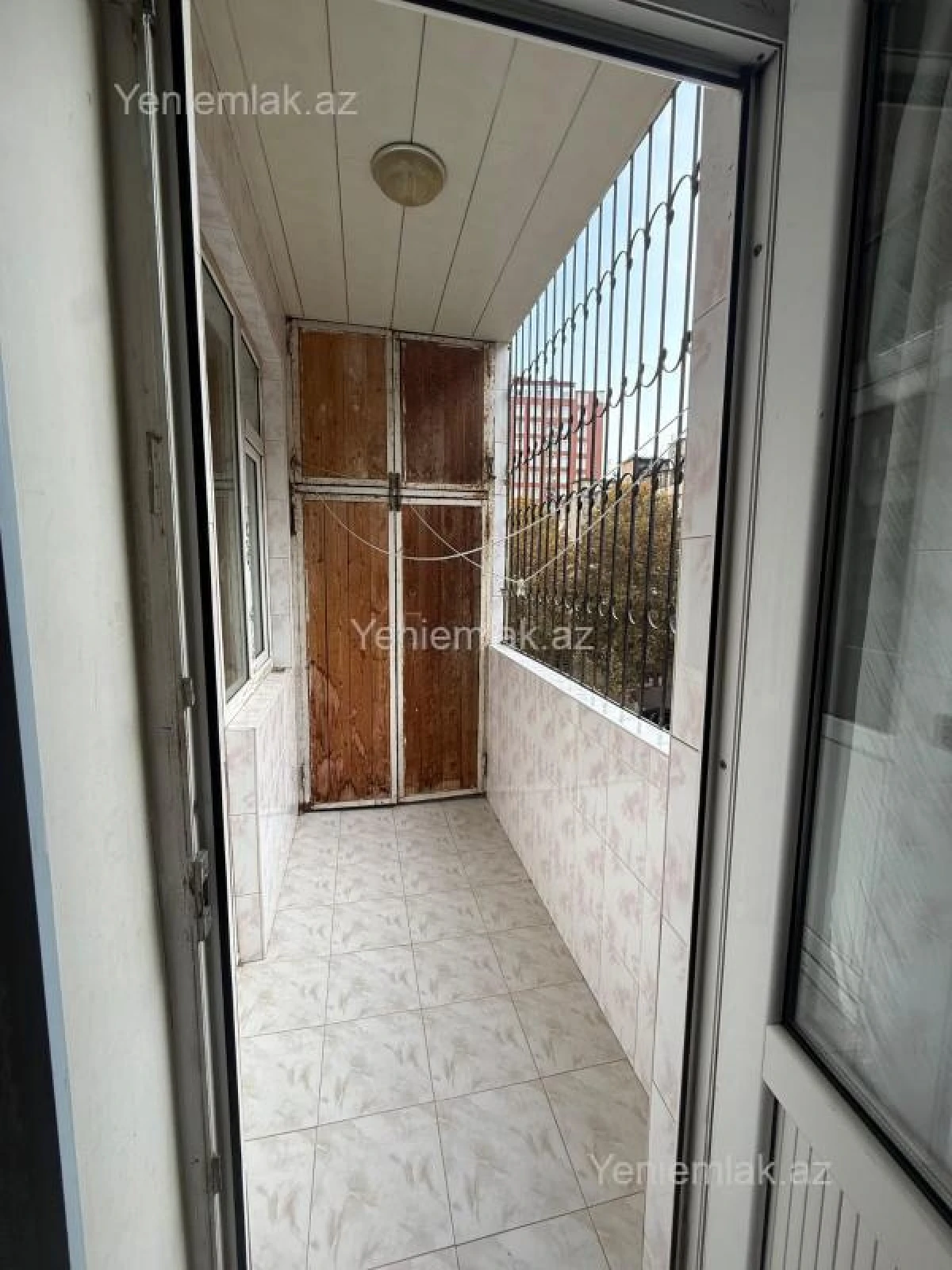 Satılır 3 otaqlı yeni tikili 130 m²