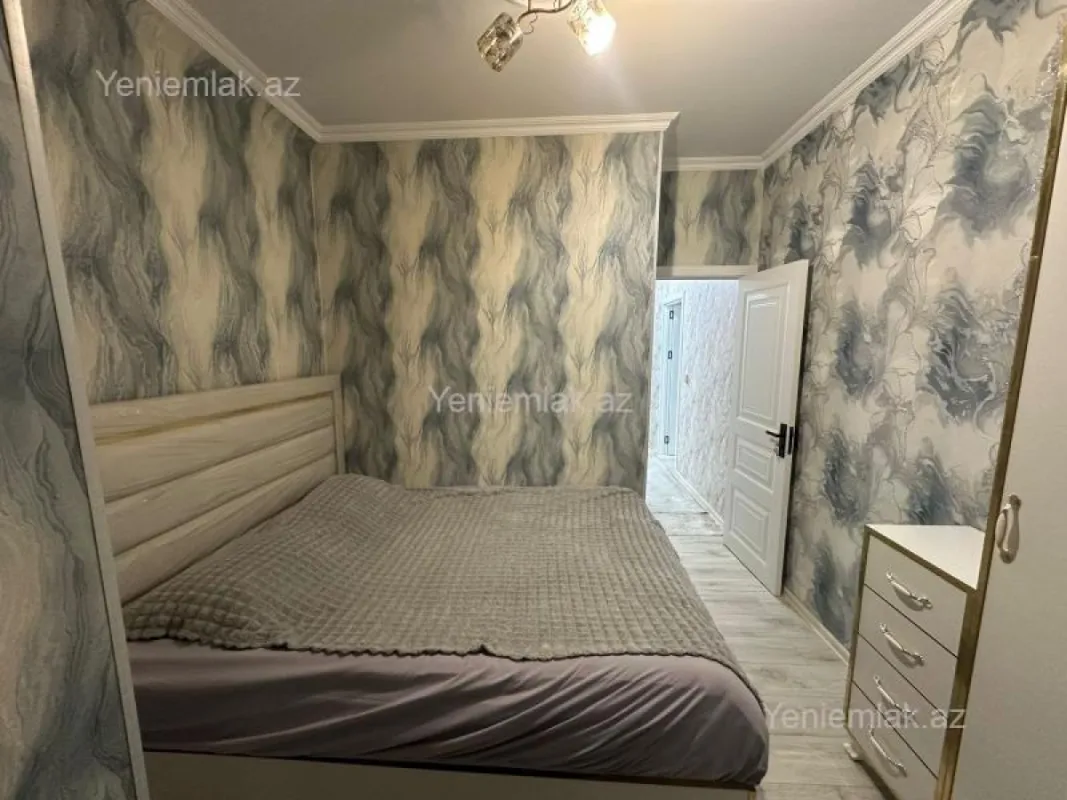 Satılır 2 otaqlı köhnə tikili 45 m²