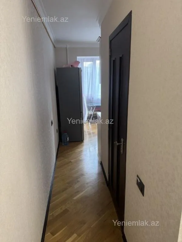 Satılır 2 otaqlı köhnə tikili 55 m²